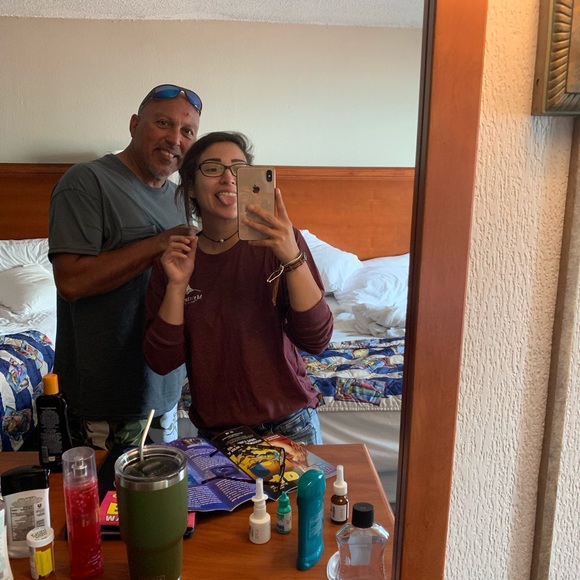 Meet Me. 😊 - Picture 3 of 8